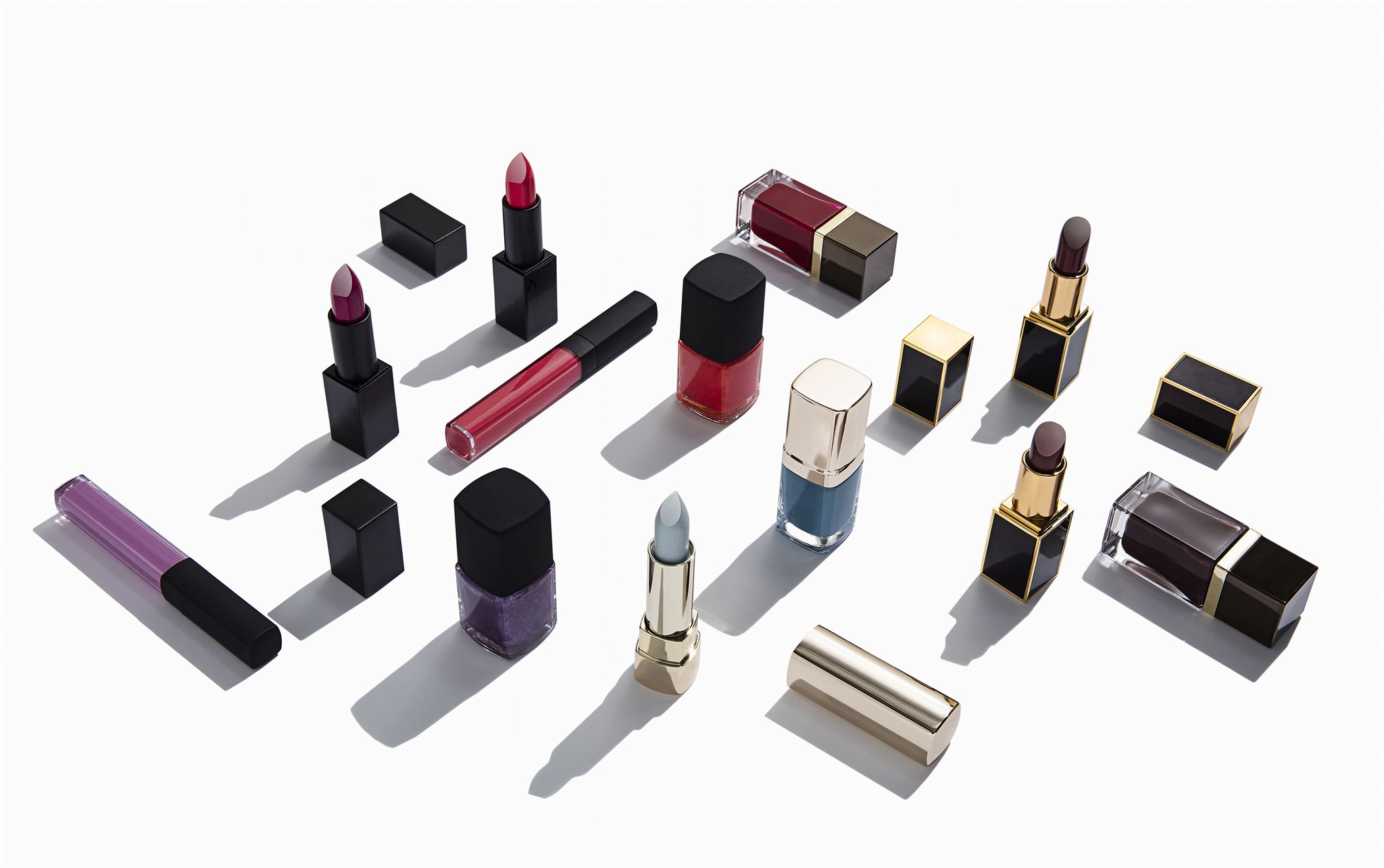 Grupo-de-pintalabios-y-pulido-de-uñas